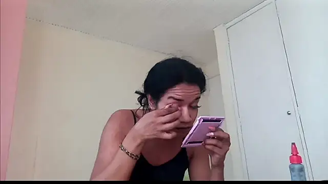 Snapshot of horny_brii chatting on June 2026 07:29:01 PM horny brii online show from June 2026 07:29:01 PM