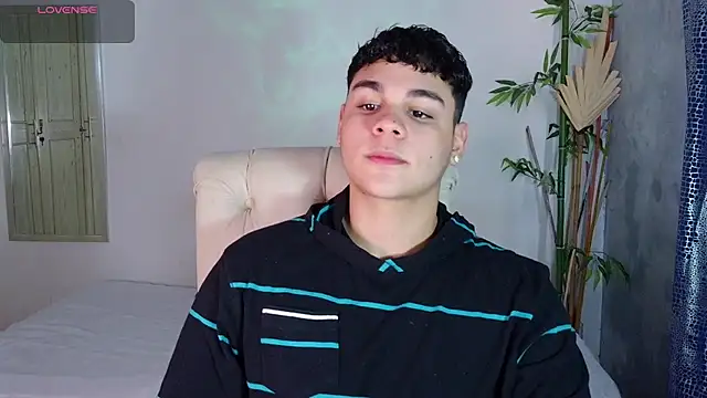 eithan jonnes online show from February 2026 05:30:01 PM