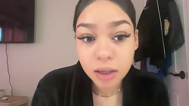 lizabbyyy online show from May 2026 08:04:02 PM