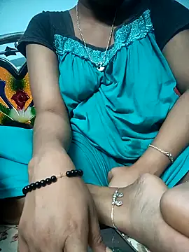 Snapshot of cutezara4 chatting on February 2026 07:10:02 PM cutezara4 online show from February 2026 07:10:02 PM