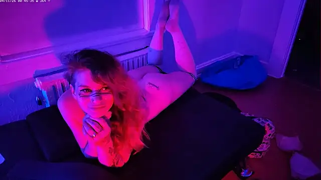 Snapshot of lilmissucubus chatting on April 2026 07:45:01 AM lilmissucubus online show from April 2026 07:45:01 AM