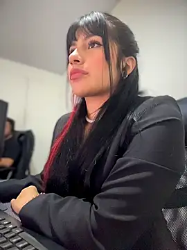 Snapshot of nyx__x chatting on February 2026 08:07:01 PM nyx x online show from February 2026 08:07:01 PM