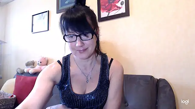 Snapshot of Vlastelina chatting on March 2026 06:15:01 AM Vlastelina online show from March 2026 06:15:01 AM