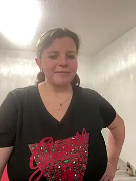 Laura-Loveyou online show from February 2026 05:24:01 PM