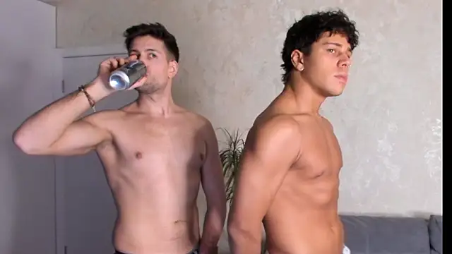 alexflexxx online show from February 2026 05:35:01 PM