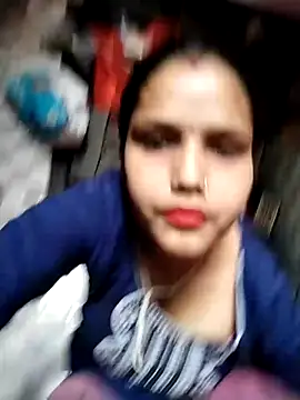 Nency Love143 online show from April 2026 10:18:01 AM