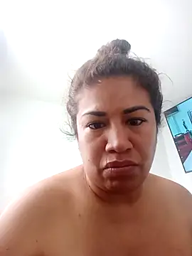 Snapshot of eva_vidal_ chatting on June 2026 02:33:01 PM eva vidal online show from June 2026 02:33:01 PM