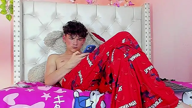 Snapshot of Philippsx chatting on February 2026 09:37:02 AM Philippsx online show from February 2026 09:37:02 AM