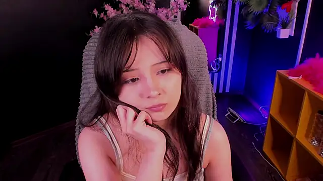 Snapshot of May_Ling chatting on August 2026 11:13:01 AM May Ling online show from August 2026 11:13:01 AM