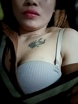 Snapshot of luna-rosax chatting on February 2026 04:55:01 AM luna-rosax online show from February 2026 04:55:01 AM