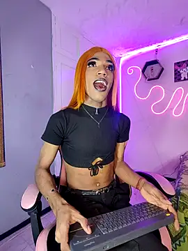 Snapshot of Violeta_R_ chatting on March 2026 03:45:02 AM Violeta R online show from March 2026 03:45:02 AM