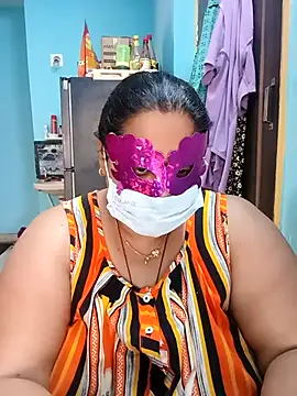 Snapshot of 02Roshni chatting on March 2026 05:08:02 AM 02Roshni online show from March 2026 05:08:02 AM