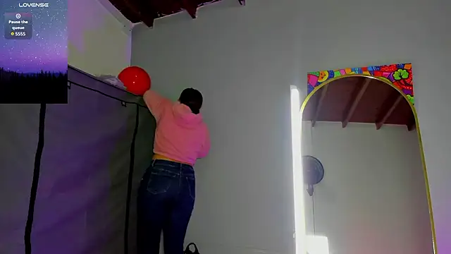 Zaphiro  Sky online show from February 2026 08:33:02 AM