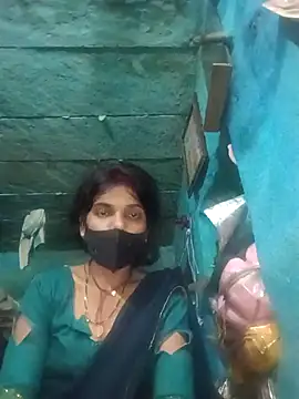 Snapshot of Desi_Couple_P chatting on February 2026 04:05:02 PM Desi Couple P online show from February 2026 04:05:02 PM