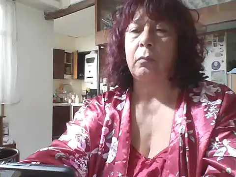 natalialuxee online show from February 2026 01:28:02 PM