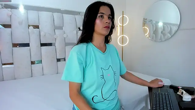 Snapshot of Emmy_lollipop chatting on March 2026 06:54:01 PM Emmy lollipop online show from March 2026 06:54:01 PM