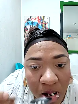 Snapshot of honey-suckle chatting on March 2026 06:25:01 PM honey-suckle online show from March 2026 06:25:01 PM