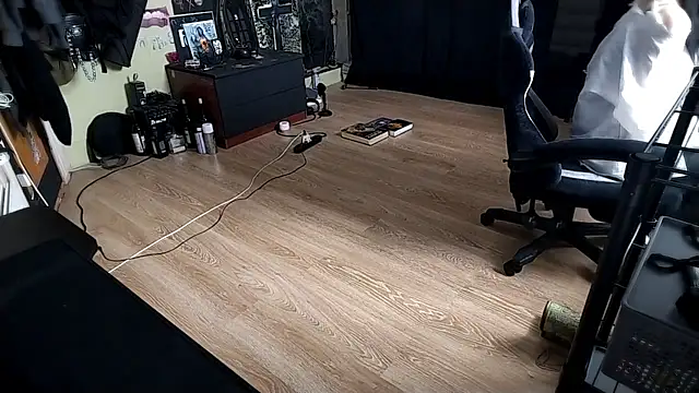 Snapshot of Shempert_ghot chatting on February 2026 11:06:02 AM Shempert ghot online show from February 2026 11:06:02 AM