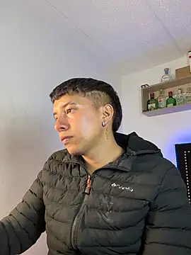 Snapshot of Jhony_rayder chatting on February 2026 01:51:01 AM Jhony rayder online show from February 2026 01:51:01 AM