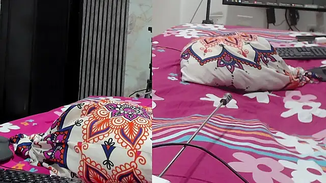 Snapshot of isabella_castro2 chatting on February 2026 03:13:01 AM isabella castro2 online show from February 2026 03:13:01 AM