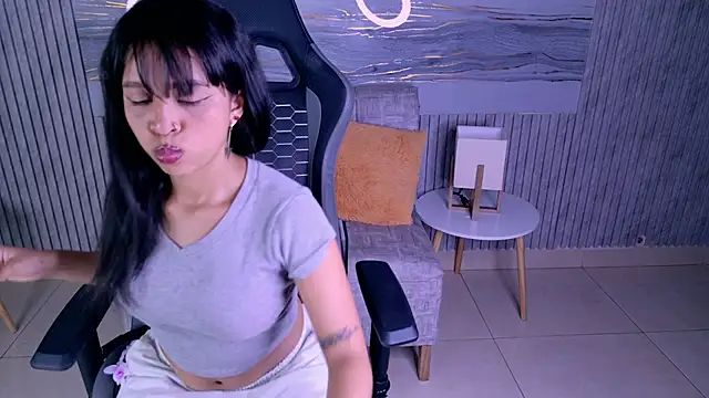 Abby18  online show from February 2026 05:03:02 AM