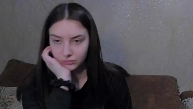 Snapshot of love_lina_muuur chatting on March 2026 06:15:02 PM love lina muuur online show from March 2026 06:15:02 PM