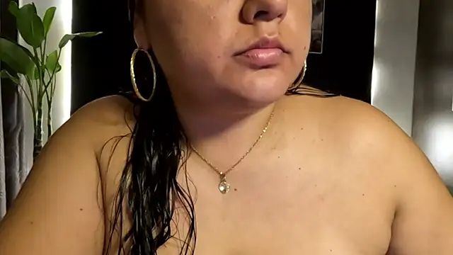 AzaraOnyx online show from June 2026 11:27:02 AM