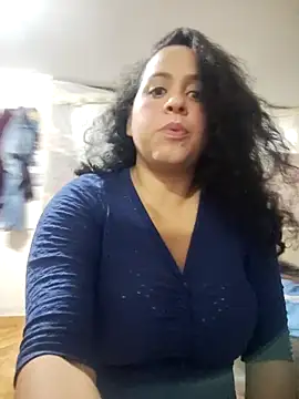 Snapshot of Dulceslolas chatting on February 2026 06:36:02 PM Dulceslolas online show from February 2026 06:36:02 PM