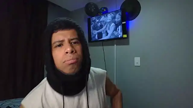 WILD BIGCOCK35 online show from February 2026 03:47:02 AM