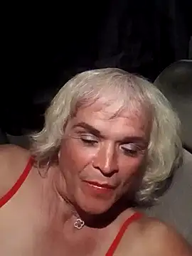 Snapshot of dustbunny64 chatting on March 2026 08:07:01 AM dustbunny64 online show from March 2026 08:07:01 AM