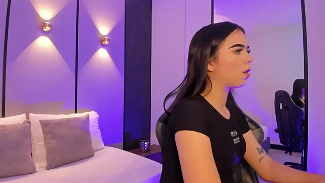 ariadna boneville online show from February 2026 02:44:01 AM