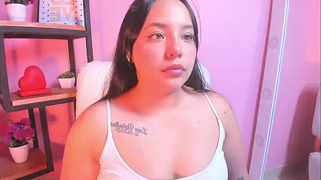 Snapshot of melanie_velle chatting on February 2026 03:35:02 AM melanie velle online show from February 2026 03:35:02 AM