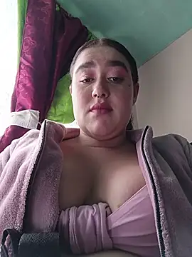 Snapshot of Freckless_ chatting on July 2026 03:27:02 PM Freckless online show from July 2026 03:27:02 PM