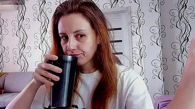 Snapshot of MadelinaJackson chatting on February 2026 04:21:02 AM MadelinaJackson online show from February 2026 04:21:02 AM