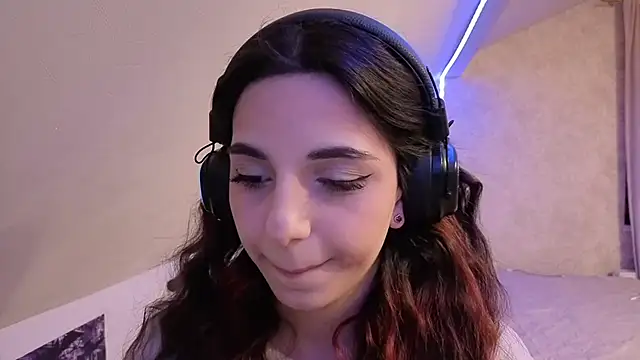 Snapshot of Blissmissataeses chatting on March 2026 12:44:01 PM Blissmissataeses online show from March 2026 12:44:01 PM