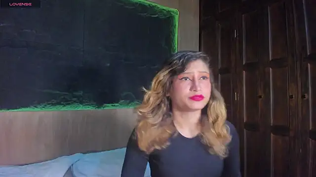 Snapshot of Annie_lorin chatting on February 2026 10:27:01 AM Annie lorin online show from February 2026 10:27:01 AM