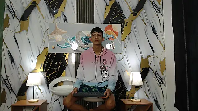 Snapshot of KITTY_BOSH chatting on March 2026 01:17:02 PM KITTY BOSH online show from March 2026 01:17:02 PM