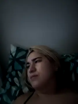 Snapshot of violet-grey chatting on February 2026 01:45:02 PM violet-grey online show from February 2026 01:45:02 PM