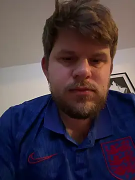 bigRobbie2026 online show from February 2026 10:50:01 PM