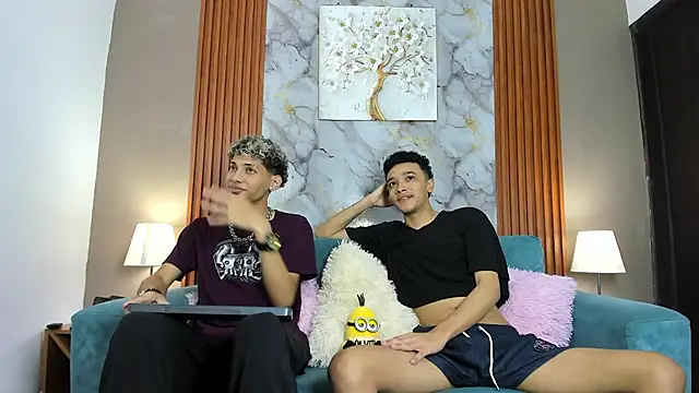 Snapshot of YOUNG_BOYS_HELL chatting on February 2026 01:15:02 AM YOUNG BOYS HELL online show from February 2026 01:15:02 AM