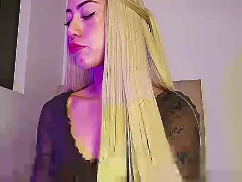 Snapshot of Holistic_Ambrita chatting on February 2026 02:51:01 AM Holistic Ambrita online show from February 2026 02:51:01 AM