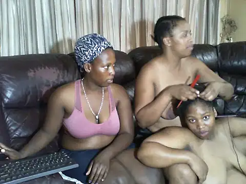 Sky-Diamond online show from February 2026 07:42:02 AM