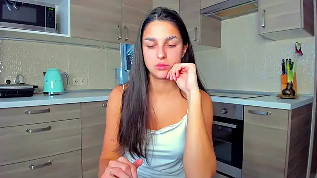 Snapshot of AngelGabe chatting on February 2026 01:41:01 PM AngelGabe online show from February 2026 01:41:01 PM