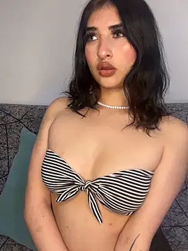 Snapshot of Kattengel_ chatting on February 2026 12:51:02 AM Kattengel online show from February 2026 12:51:02 AM