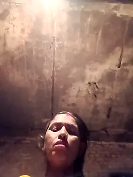 Snapshot of Hot_re83 chatting on March 2026 07:32:01 PM Hot re83 online show from March 2026 07:32:01 PM