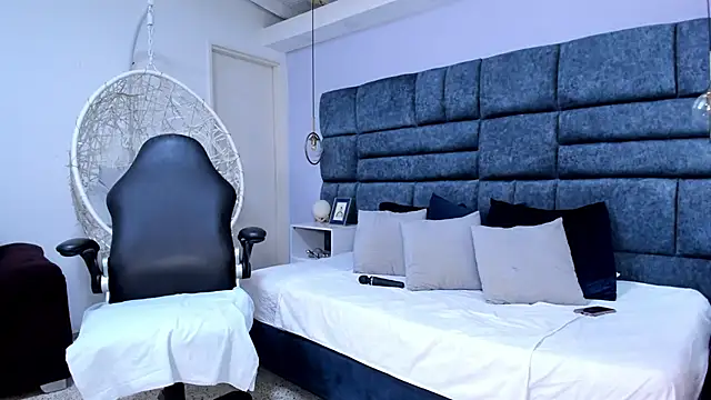 Snapshot of electraknox chatting on February 2026 05:23:02 PM electraknox online show from February 2026 05:23:02 PM