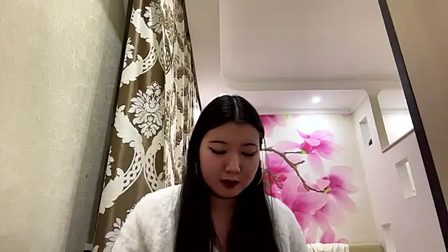 Snapshot of MaeRaads chatting on February 2026 06:30:01 PM MaeRaads online show from February 2026 06:30:01 PM