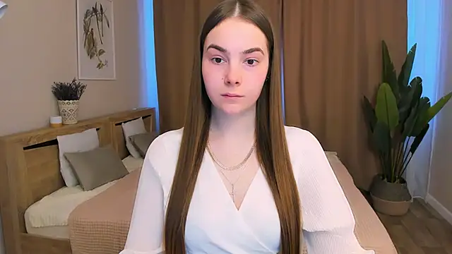 Maddy Wood  online show from February 2026 08:22:01 AM