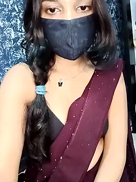 Snapshot of Cutie_babes01 chatting on May 2026 11:12:01 PM Cutie babes01 online show from May 2026 11:12:01 PM