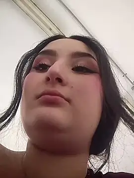 Snapshot of zoe_moon__ chatting on May 2026 05:40:02 PM zoe moon online show from May 2026 05:40:02 PM